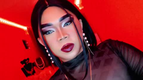 Snapshot of amiadoll chatting on 6, 3, 2025 Queen Mireska online show from 6, 3, 2025