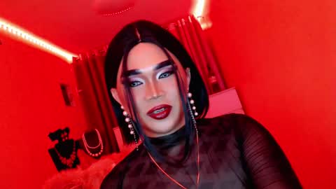 Snapshot of amiadoll chatting on 7, 3, 2025 Queen Mireska online show from 7, 3, 2025