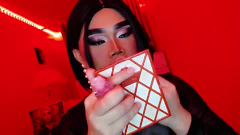 Snapshot of amiadoll chatting on 12, 3, 2025 Queen Mireska online show from 12, 3, 2025