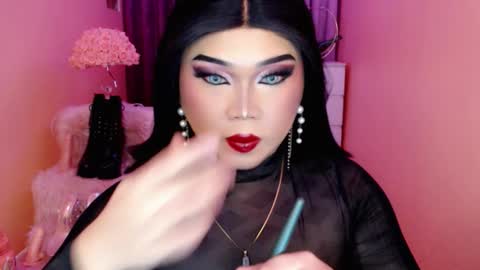 Snapshot of amiadoll chatting on 11, 9, 2025 Queen Mireska online show from 11, 9, 2025