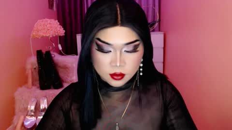 Snapshot of amiadoll chatting on 22, 9, 2025 Queen Mireska online show from 22, 9, 2025