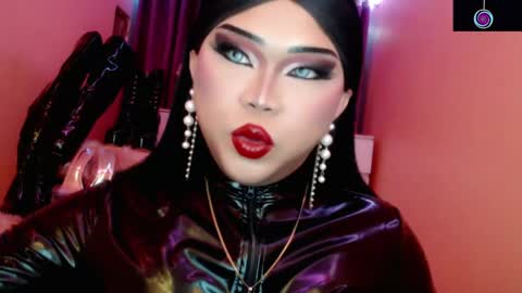 Queen Mireska online show from 10, 5, 2026