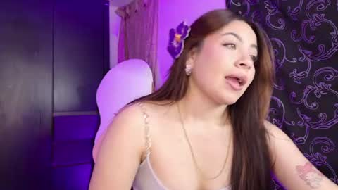 Snapshot of amicuper chatting on 28, 7, 2026 Amy online show from 28, 7, 2026