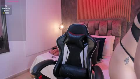 Amiee online show from 19, 4, 2026