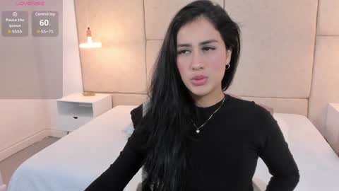 Snapshot of amiirra_ chatting on 28, 12, 2024 Amira sweet online show from 28, 12, 2024