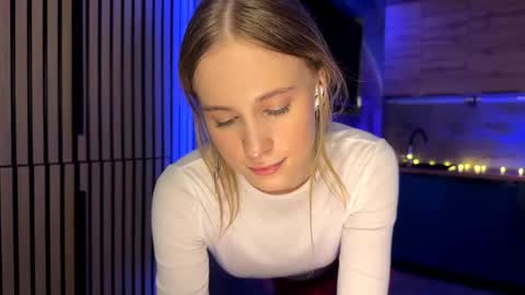 Snapshot of amily_sunray chatting on 15, 5, 2026 Amily online show from 15, 5, 2026