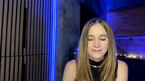 Snapshot of amily_sunray chatting on 16, 5, 2026 Amily online show from 16, 5, 2026