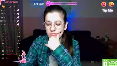 Amina online show from 4, 2, 2025