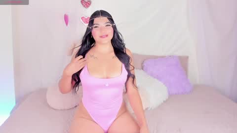 amira_princesswc online show from 6, 4, 2026