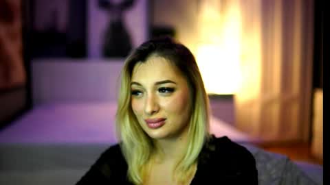 Snapshot of amira_velvet chatting on 2, 6, 2026 Mira online show from 2, 6, 2026