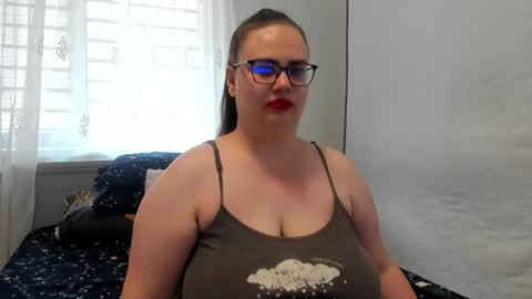 Amira Vyxen online show from 21, 4, 2026