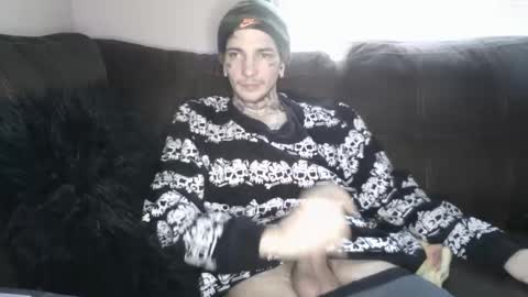 amiri_sweater online show from 26, 2, 2025