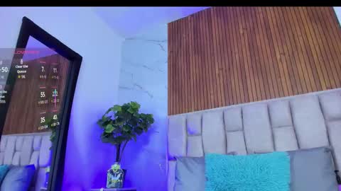 Snapshot of ammbar_foxx chatting on 12, 11, 2025 ambar online show from 12, 11, 2025