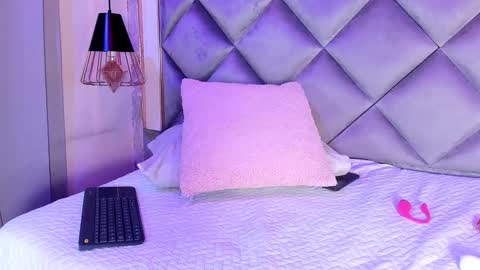 ammy durand online show from 1, 2, 2025