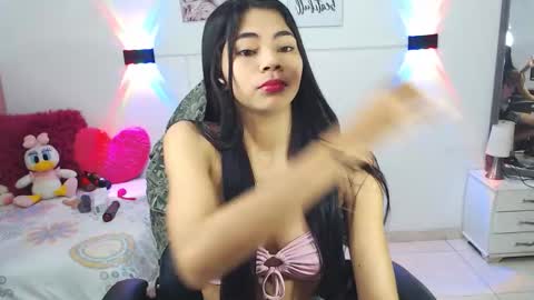 Snapshot of ammyy_wood_ chatting on 11, 10, 2025 ammyy_wood_ online show from 11, 10, 2025