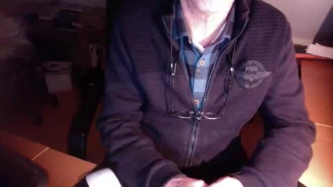 Snapshot of amor2200 chatting on 29, 12, 2024 Amor2200 online show from 29, 12, 2024