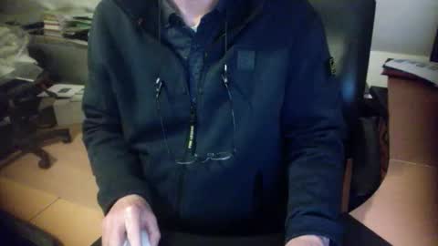 Snapshot of amor2200 chatting on 7, 1, 2025 Amor2200 online show from 7, 1, 2025