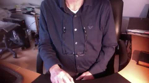 Snapshot of amor2200 chatting on 20, 1, 2025 Amor2200 online show from 20, 1, 2025