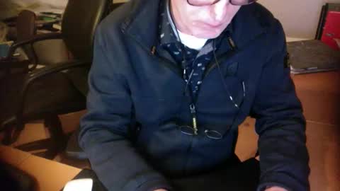 Snapshot of amor2200 chatting on 2, 2, 2025 Amor2200 online show from 2, 2, 2025