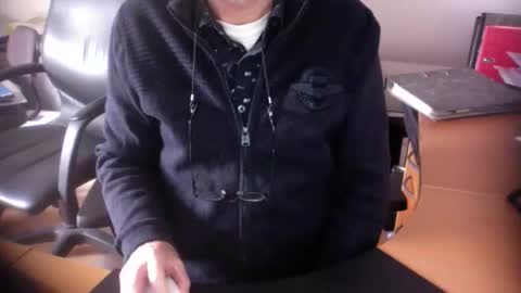 Snapshot of amor2200 chatting on 3, 2, 2025 Amor2200 online show from 3, 2, 2025