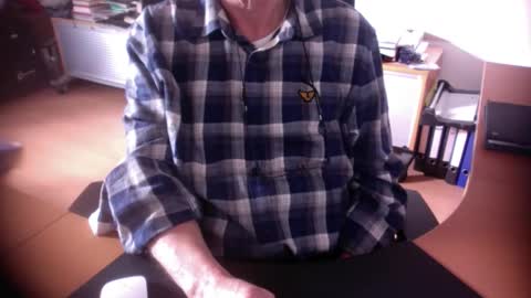 Snapshot of amor2200 chatting on 26, 11, 2025 Amor2200 online show from 26, 11, 2025