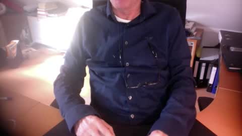 Amor2200 online show from 19, 2, 2026