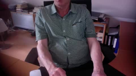Amor2200 online show from 4, 5, 2026