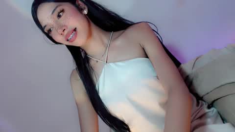 Belle Tylor online show from 27, 12, 2024