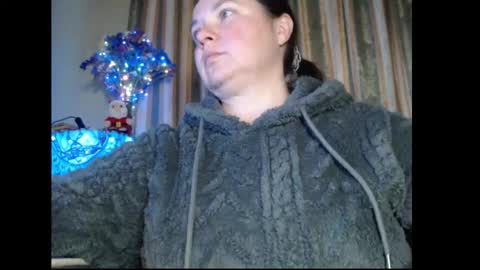 amorelara online show from 6, 10, 2025