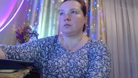 amorelara online show from 5, 6, 2026