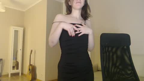 Snapshot of amoremeoww chatting on 3, 3, 2025 miss unforgettable online show from 3, 3, 2025