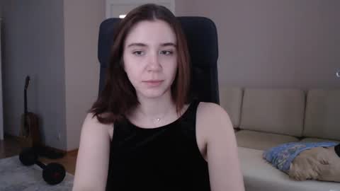 Snapshot of amoremeoww chatting on 3, 3, 2025 miss unforgettable online show from 3, 3, 2025