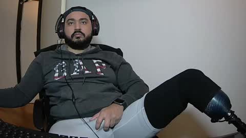 Snapshot of amputeeleo chatting on 6, 1, 2025 Amputee Leo online show from 6, 1, 2025