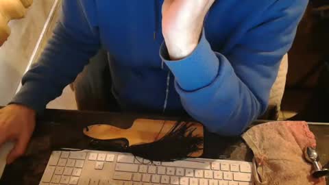 amslave4f online show from 5, 2, 2025