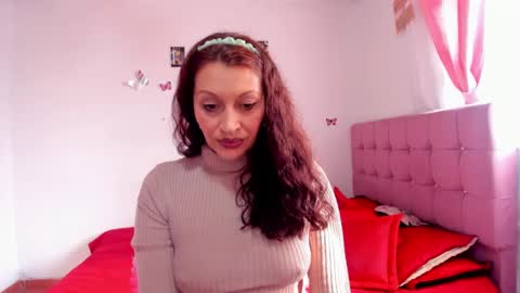 Amunet  online show from 27, 2, 2025