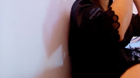 Snapshot of amy__wats0n chatting on 4, 10, 2025 amy__wats0n online show from 4, 10, 2025