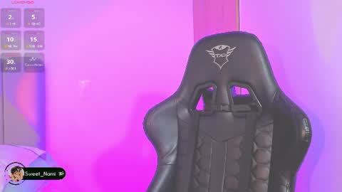 Snapshot of amy_lit chatting on 26, 6, 2026 Hello I am Allison Welcome to my room and let is have a good time together whith me online show from 26, 6, 2026