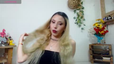 Snapshot of amy_mur chatting on 5, 7, 2026 amy mur online show from 5, 7, 2026