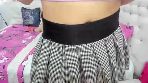 Snapshot of amy_queents chatting on 7, 10, 2025 Amy Caroland online show from 7, 10, 2025