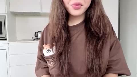 girl next door named Amy online show from 1, 3, 2026