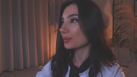 Amy Armstrong online show from 23, 9, 2025