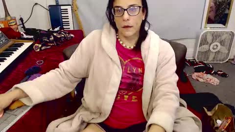 Trashely Gimpson online show from 28, 10, 2025