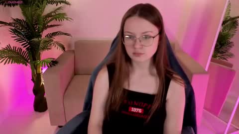 Snapshot of amycherryberry chatting on 3, 10, 2025 amycherryberry online show from 3, 10, 2025