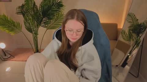 Snapshot of amycherryberry chatting on 11, 11, 2025 amycherryberry online show from 11, 11, 2025