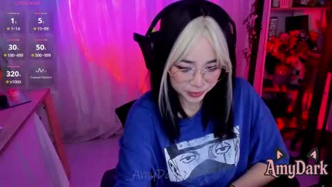 Snapshot of amydark chatting on 3, 11, 2025 Amy online show from 3, 11, 2025