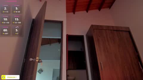 Jenn  online show from 17, 10, 2025