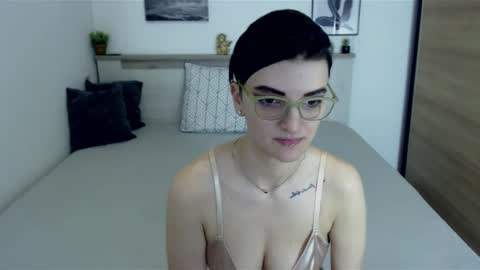 Snapshot of amylexy chatting on 14, 1, 2025 Hi there guys My pleasure in your hands pvt is open online show from 14, 1, 2025