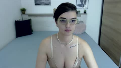 Hi there guys  My pleasure in your hands  pvt is open online show from 23, 6, 2026