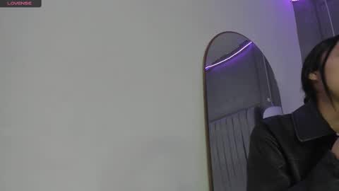 Amy ... Nice to meet u   thumb up me please its important online show from 15, 2, 2025