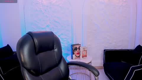 Snapshot of amyrosse_x chatting on 21, 6, 2026 AMY R online show from 21, 6, 2026
